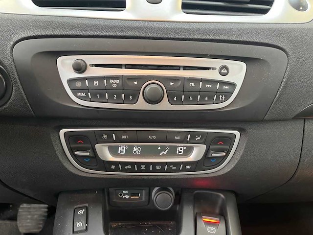 Renault scénic 1.4 tce dynamique 2011 | 89-nzp-7 - afbeelding 10 van  13