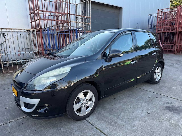 Renault scénic 1.4 tce dynamique 67-kdl-7 - afbeelding 1 van  4