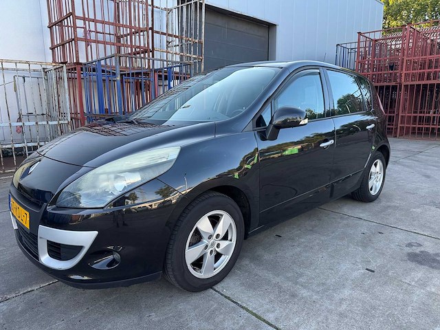 Renault scénic 1.4 tce dynamique 67-kdl-7 - afbeelding 2 van  4