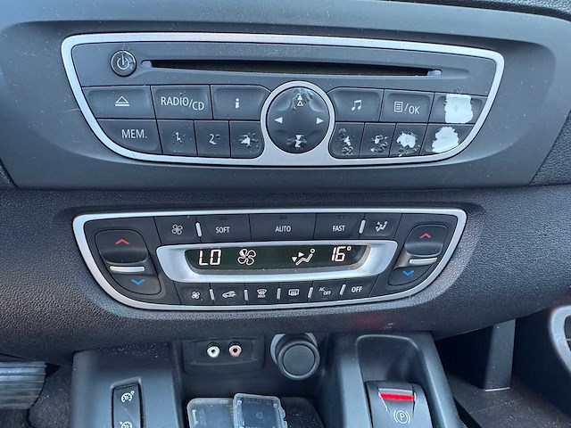 Renault scénic 1.4 tce dynamique 67-kdl-7 - afbeelding 19 van  30