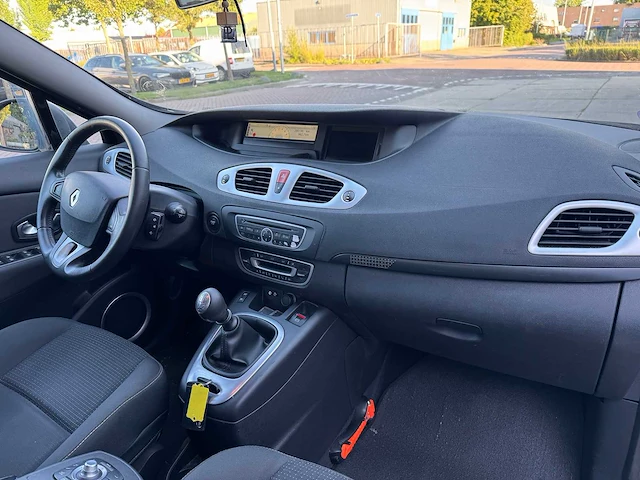 Renault scénic 1.4 tce dynamique, 67-kdl-7 - afbeelding 26 van  30
