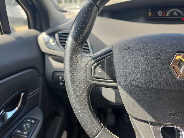 Renault scénic 1.5 dci bose 2014 | 4-xzn-61 - afbeelding 11 van  29