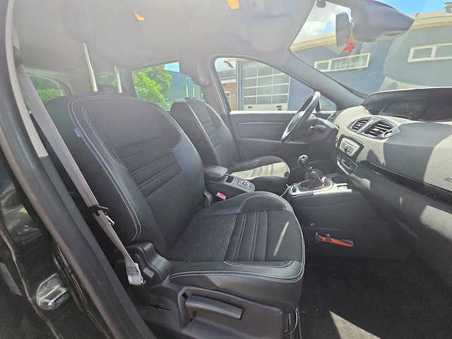 Renault scénic 1.5 dci bose 2014 | 4-xzn-61 - afbeelding 22 van  29