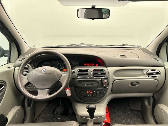 Renault scénic 1.6-16v dynamique 2002 | 20-rz-zf - afbeelding 6 van  12