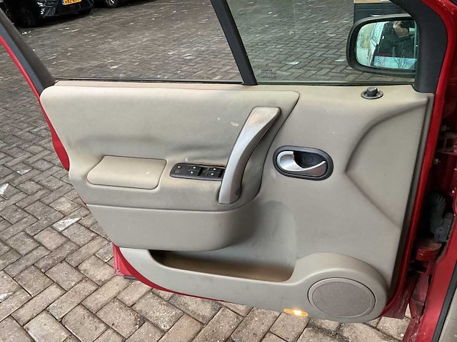 Renault scénic 1.6-16v dynamique comfort 2006 | 24-sr-zs - afbeelding 3 van  7