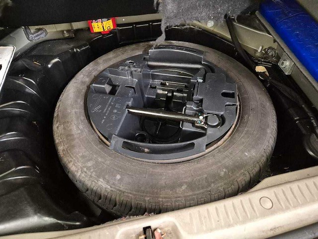 Renault scénic 1.6-16v expression comfort 2005 | 31-rz-xz - afbeelding 9 van  22