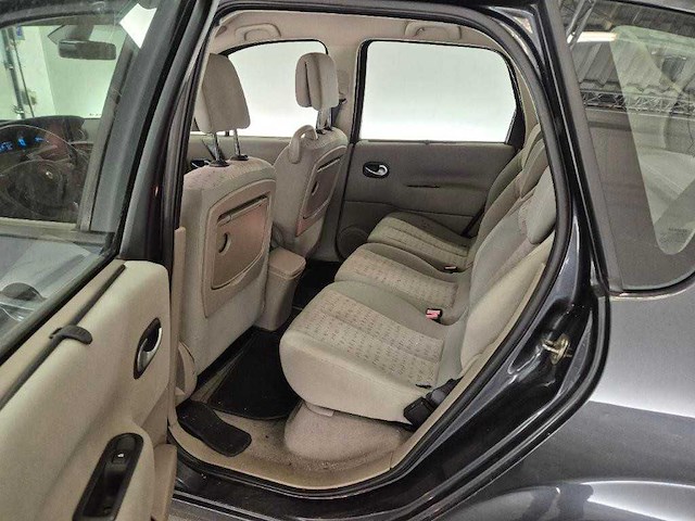 Renault scénic 1.6-16v expression comfort 2005 | 31-rz-xz - afbeelding 21 van  22