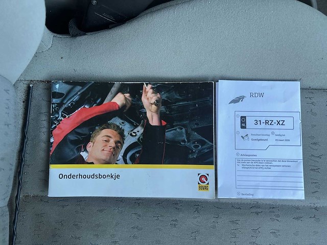 Renault scénic 1.6-16v expression comfort 2005 | 31-rz-xz - afbeelding 15 van  22