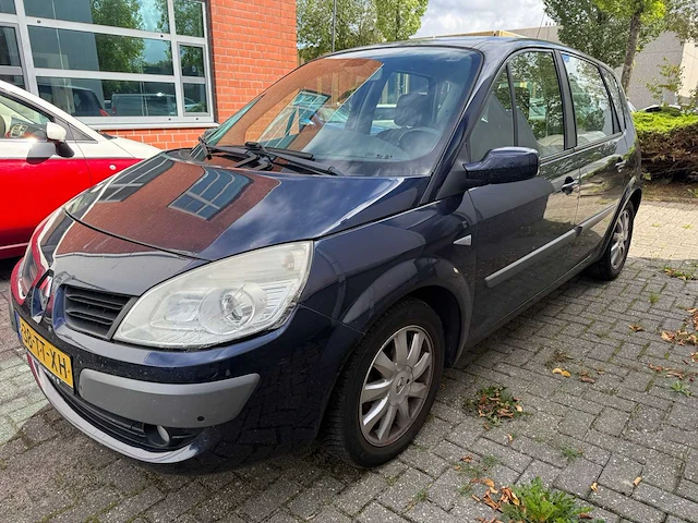 Renault scénic 1.6-16v tech line, 38-ttx-h - afbeelding 1 van  8