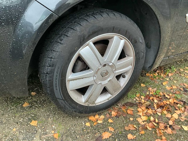 Renault scénic 1.6-16v tech line - afbeelding 9 van  21