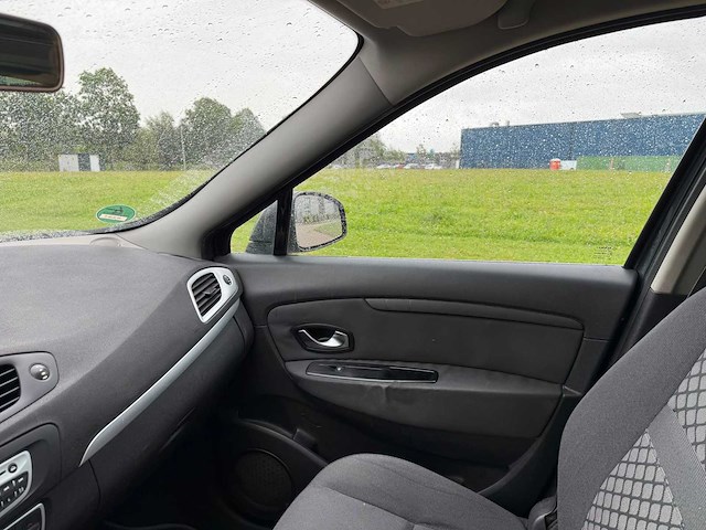Renault scénic 1.6 celsium, 26-njb-5 - afbeelding 19 van  20