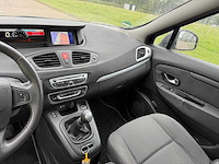 Renault scénic 1.6 celsium, 26-njb-5 - afbeelding 12 van  13
