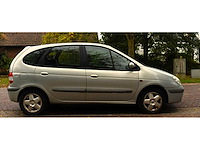 Renault scénic 1.8-16v air 2003 - afbeelding 16 van  18