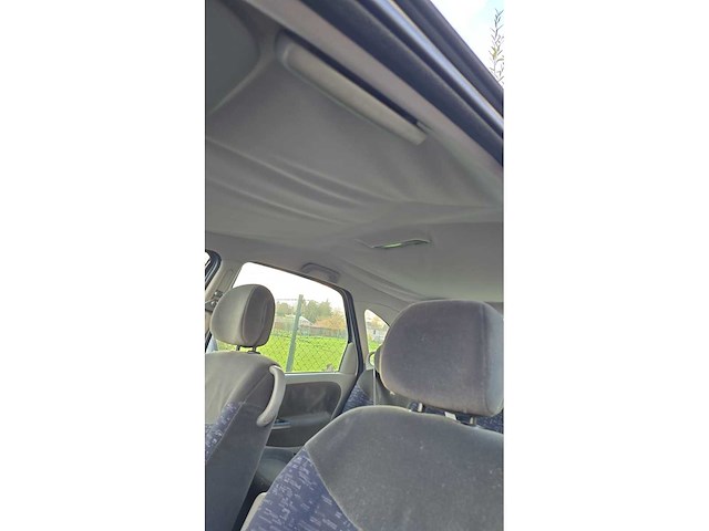 Renault scénic 1.8-16v air 2003 - afbeelding 11 van  19