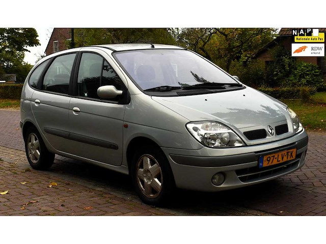Renault scénic 1.8-16v air 2003 - afbeelding 12 van  19