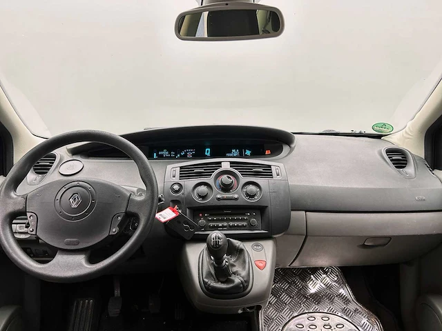 Renault scénic 2.0-16v authentique comfort 2004 | 10-pr-fs - afbeelding 14 van  49