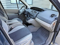 Renault scénic 2.0 16v business line, 68-tf-ln - afbeelding 2 van  19