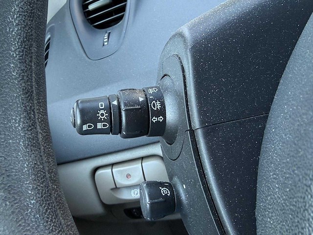 Renault scénic 2.0 16v business line, 68-tf-ln - afbeelding 8 van  19