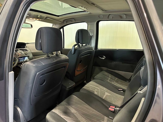 Renault scénic 2.0-16v dynam.comf. 64-pp-tk - afbeelding 2 van  13