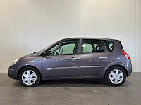 Renault scénic 2.0-16v dynam.comf. 64-pp-tk - afbeelding 7 van  13