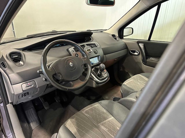 Renault scénic 2.0-16v dynam.comf. 64-pp-tk - afbeelding 13 van  13