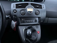 Renault scénic 2.0-16v dynamique 2007 | 21-xj-tj - afbeelding 9 van  28
