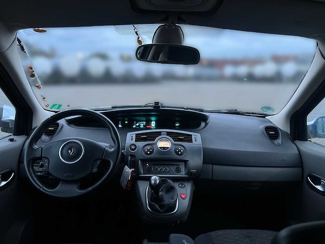 Renault scénic 2.0-16v dynamique 2007 | 21-xj-tj - afbeelding 18 van  28