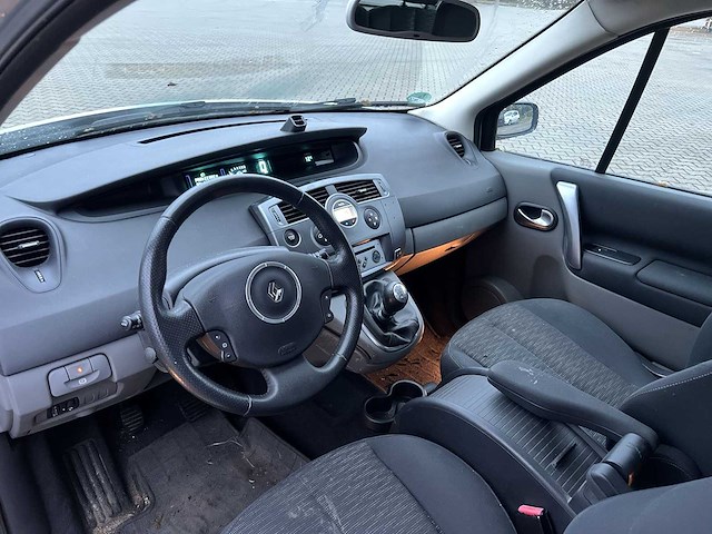 Renault scénic 2.0-16v dynamique 2007 | 21-xj-tj - afbeelding 3 van  28