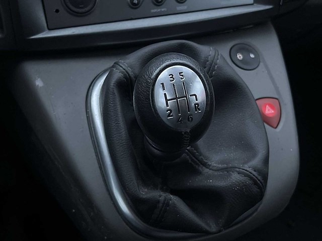 Renault scénic 2.0-16v dynamique 2007 | 21-xj-tj - afbeelding 10 van  28