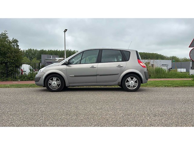 Renault scénic 2.0-16v dynamique luxe | 16-ns-sg i - afbeelding 3 van  13