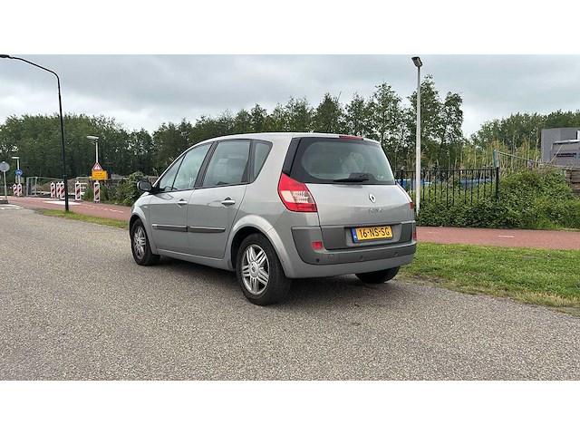 Renault scénic 2.0-16v dynamique luxe | 16-ns-sg i - afbeelding 8 van  13