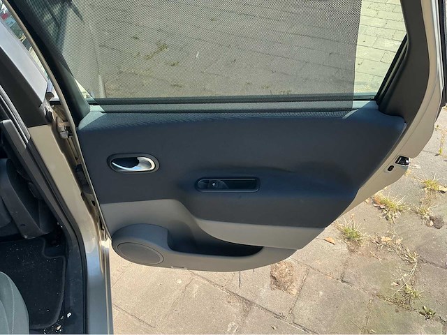 Renault scénic 2.0-16v tech line 86-ts-xs - afbeelding 6 van  23