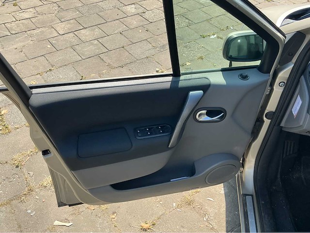 Renault scénic 2.0-16v tech line 86-ts-xs - afbeelding 19 van  23