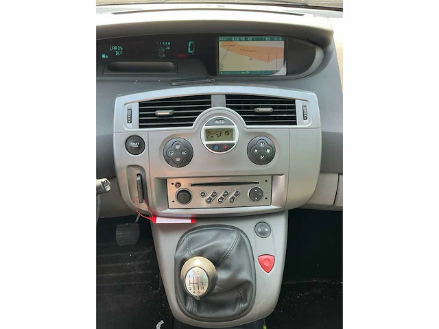 Renault scénic 2.0-16v tech line 86-ts-xs - afbeelding 21 van  21