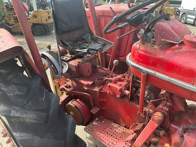 Renault super 2d oldtimer tractor - afbeelding 6 van  17