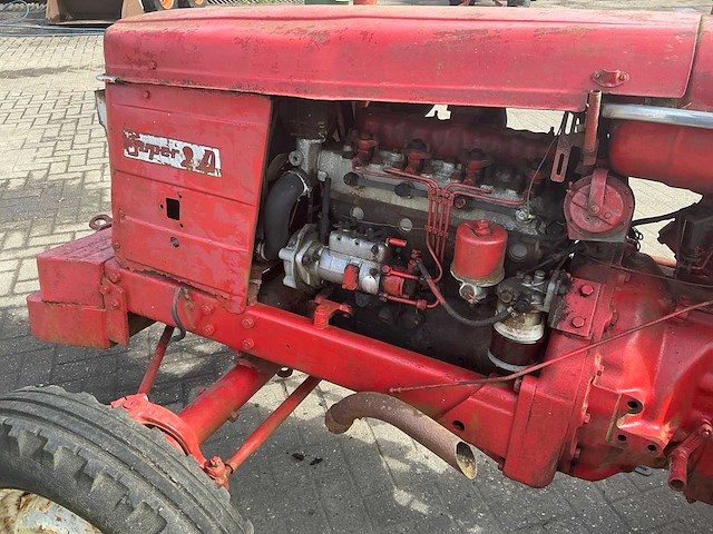 Renault super 2d oldtimer tractor - afbeelding 17 van  17