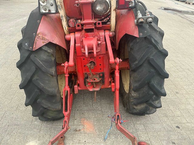 Renault super 5 oldtimer tractor - afbeelding 6 van  19