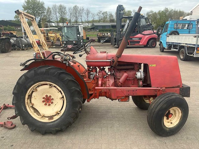 Renault super 5 oldtimer tractor - afbeelding 14 van  19