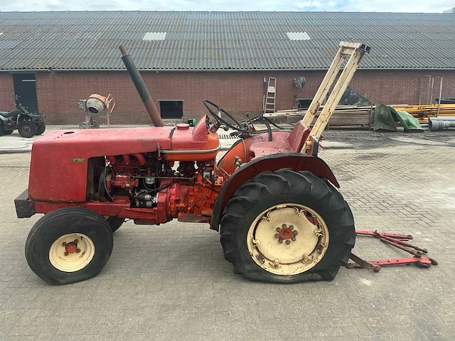 Renault super 5 oldtimer tractor - afbeelding 18 van  19