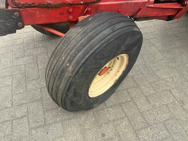 Renault super 5 oldtimer tractor - afbeelding 19 van  19