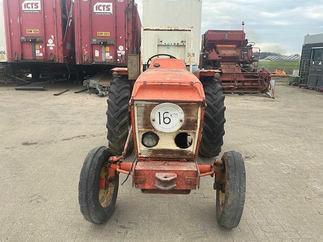 Renault super 53/88 oldtimer tractor - afbeelding 11 van  18