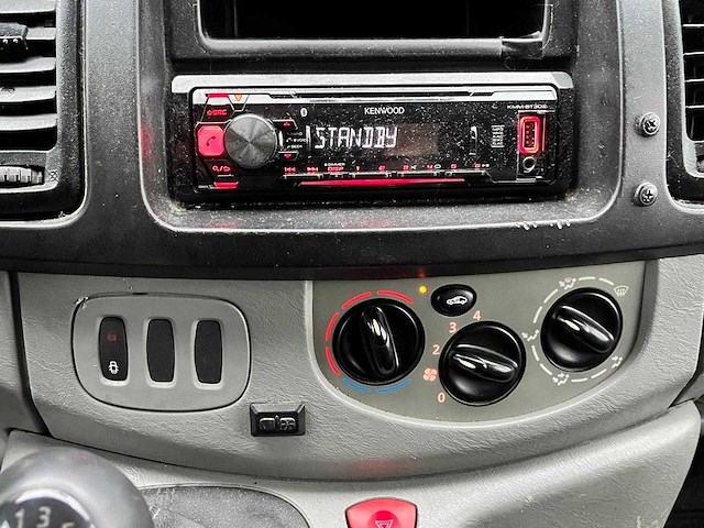 Renault traffic camper, 61-nbp-4 - afbeelding 9 van  18