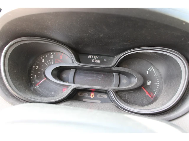 Renault traffic type l variant 4fl0 diesel euro 5 met kenteken vp-843-n. datum eerste toelating 26 juni 2015. - afbeelding 2 van  11