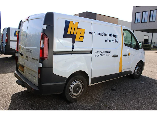Renault traffic type l variant 4fl0 diesel euro 5 met kenteken vp-843-n. datum eerste toelating 26 juni 2015. - afbeelding 5 van  11
