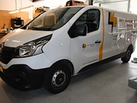 Renault traffic type l variant far9m diesel euro 6 met kenteken v-304-hj . datum eerste toelating 21 juli 2017 - afbeelding 2 van  9