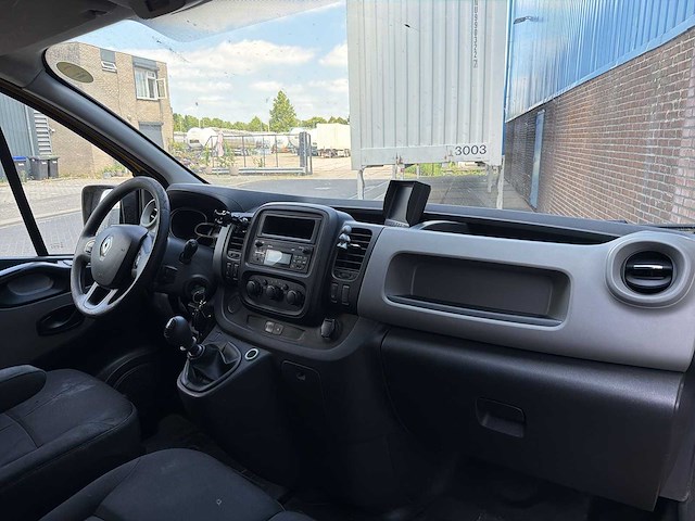 Renault trafic 1.6 dci t29 l2h1 comfort energy 2018 | v-594-rr i - afbeelding 32 van  33