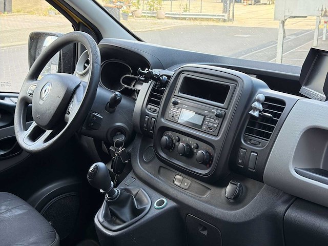 Renault trafic 1.6 dci t29 l2h1 comfort energy 2018 | v-594-rr i - afbeelding 4 van  33