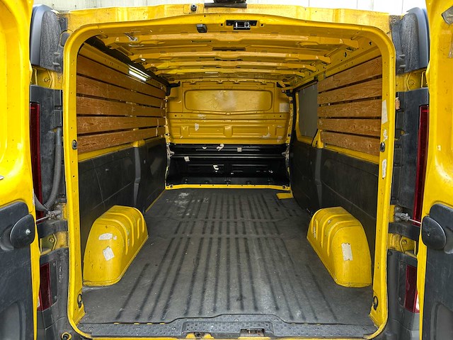 Renault trafic 1.6 dci t29 l2h1 comfort energy 95pk 2017 (origineel-nl), v-471-dn - afbeelding 11 van  54