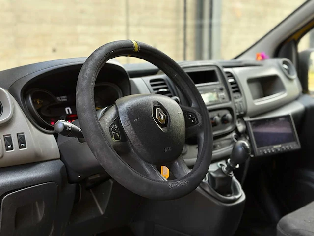 Renault trafic 1.6 dci t29 l2h1 comfort energy 95pk 2017 (origineel-nl), v-471-dn - afbeelding 4 van  72