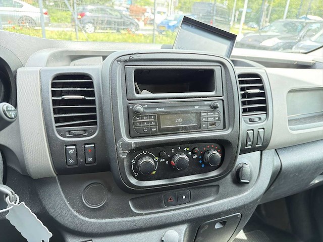 Renault trafic 1.6 dci t29 l2h1 comfort energy | v-166-rt - afbeelding 21 van  22